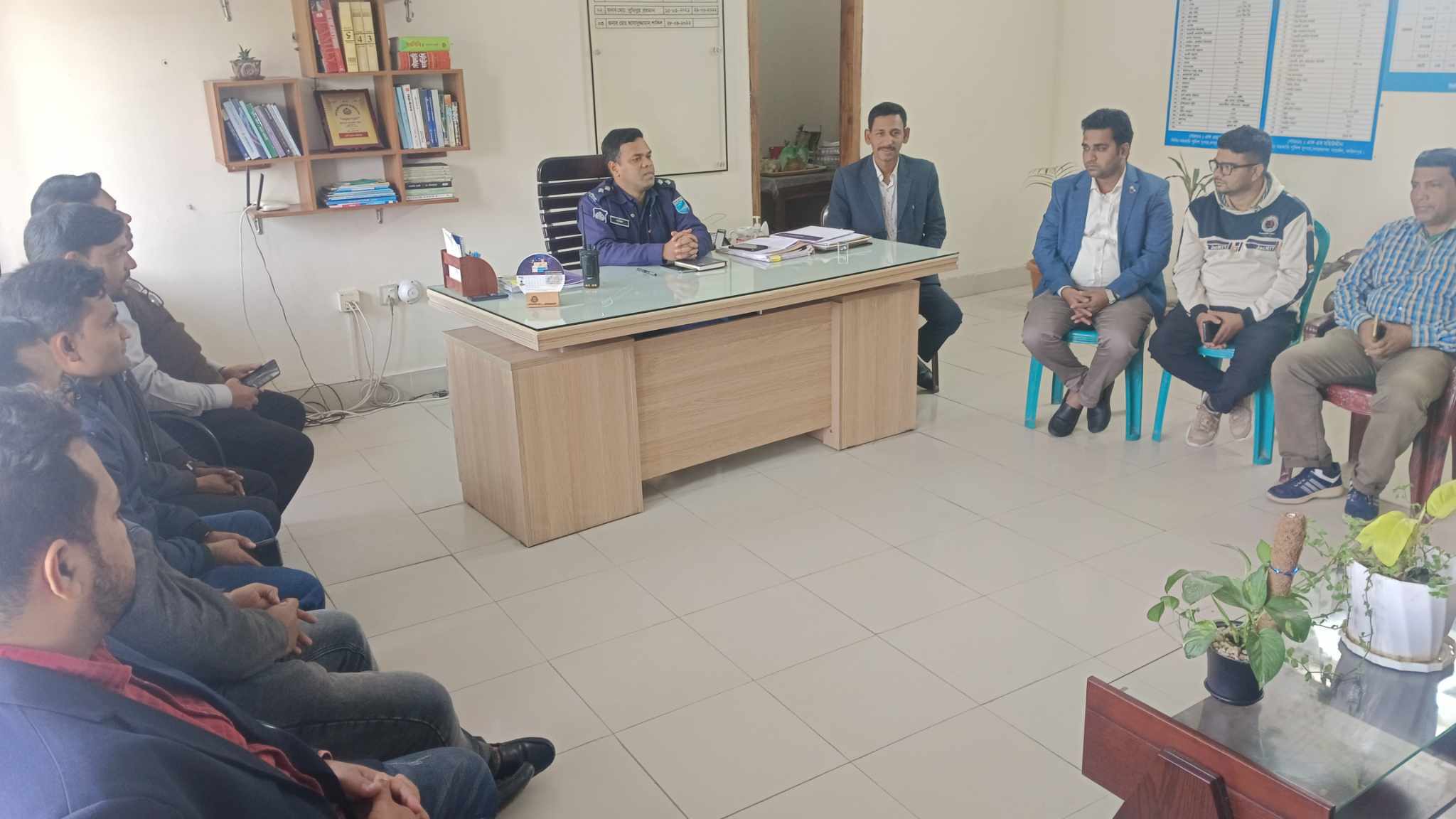 সালথায় কর্মরত সাংবাদিকদের সাথে সার্কেলের মত বিনিময় সভা