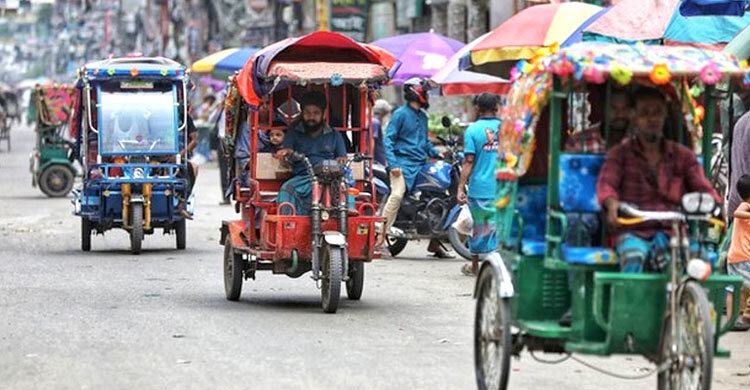 বিধিমালা করে অটোরিকশা নিয়ন্ত্রণের নির্দেশ প্রধানমন্ত্রীর