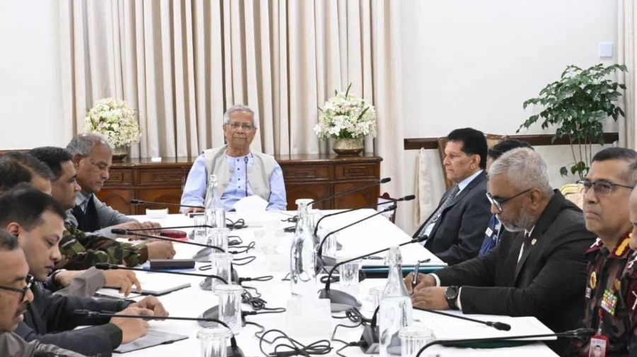 যেকোনো মূল্যে আইনশৃঙ্খলা পরিস্থিতি স্বাভাবিক রাখতে হবে: প্রধান উপদেষ্টা