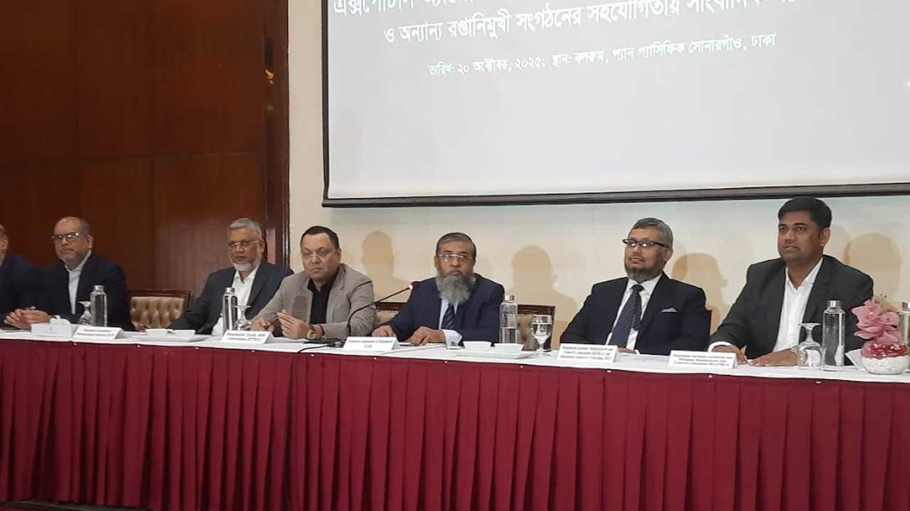 ক্ষতিগ্রস্ত পণ্যের বিপরীতে বিমা দাবি নিষ্পত্তিতে নির্দেশনা দেওয়ার দাবি