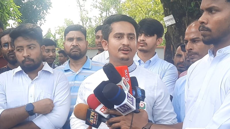 নির্বাচনের আগেই কমিশনের নিরপেক্ষতা প্রশ্নবিদ্ধ হচ্ছে: সারজিস আলম